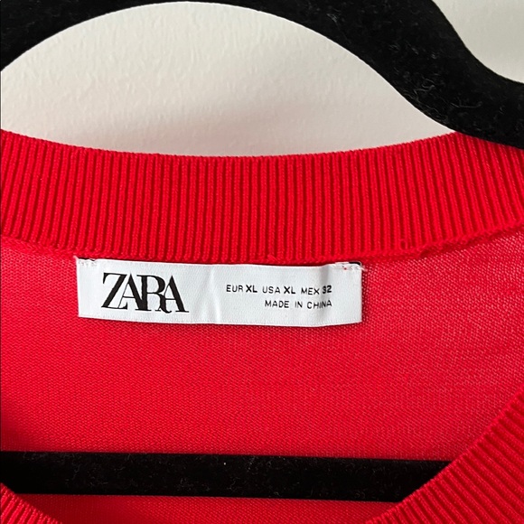 ZARA Red Short Sleeve Knit Top - Picture 3 of 3